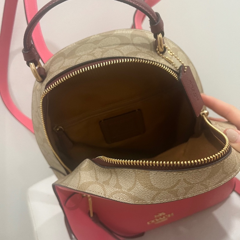 Pink Coach Backpack(New York)